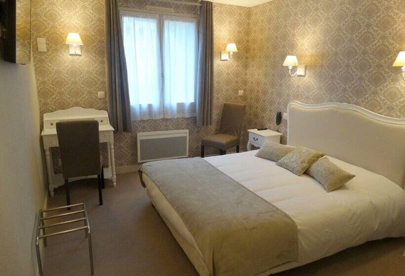 هتل Castel Fleuri