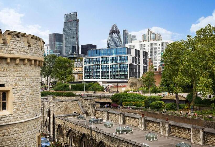 בית מלון כפרי Citizenm Tower Of London