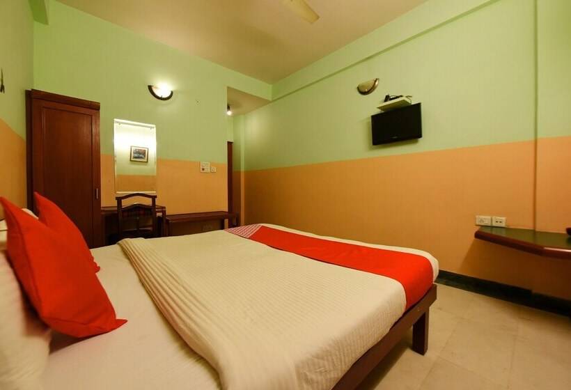 Fotos del hotel Collection O 2249  Blue Bird:  4