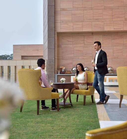酒店 Courtyard By Marriott Raipur