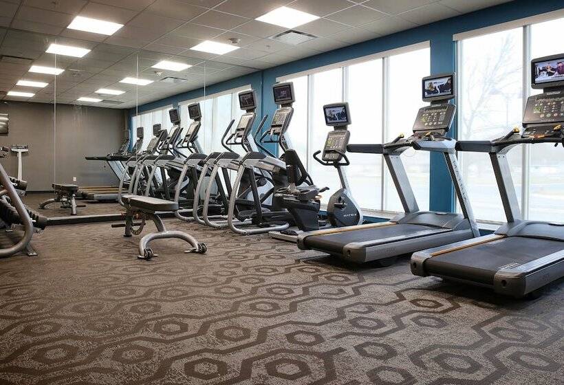 فندق Fairfield Inn & Suites By Marriott Madison Verona