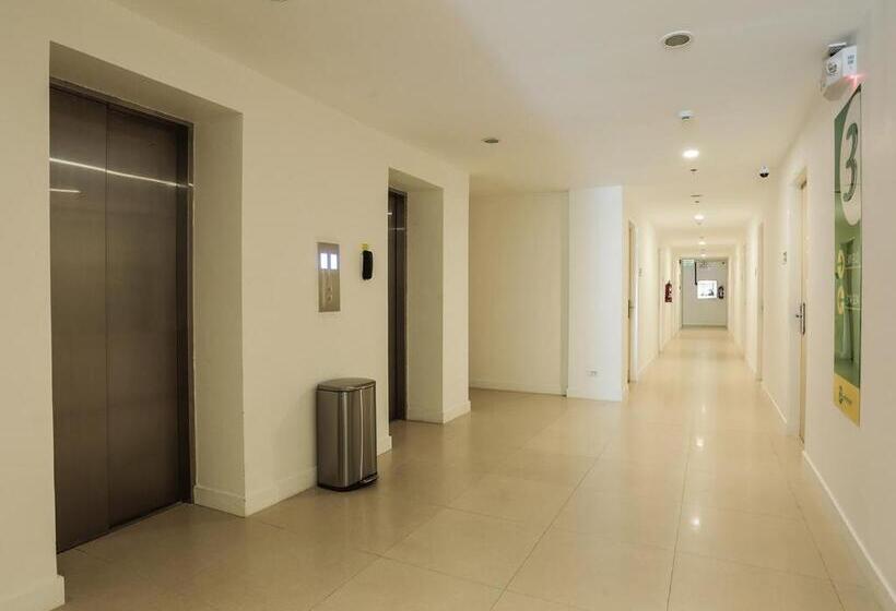 Go Hotels Manila Airport Road
