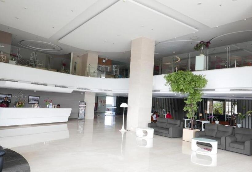 Fotos del hotel Grandia:  6