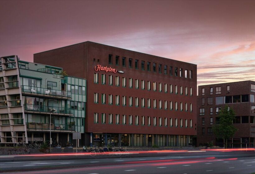 Hotel Hampton By Hilton Amsterdam Centre East