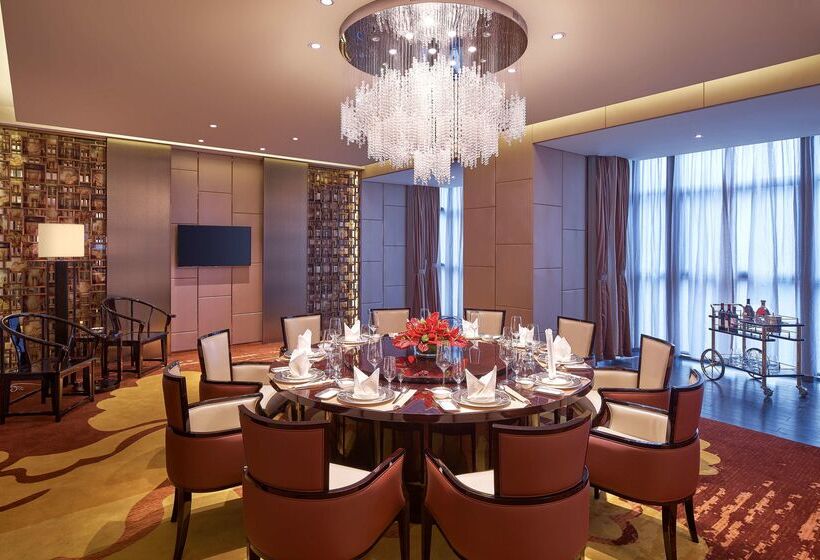 هتل Hilton Haikou