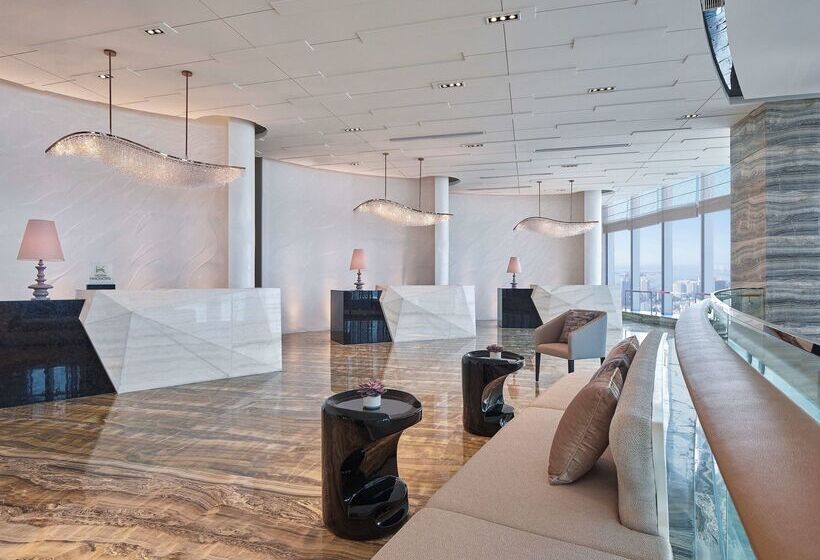 هتل Hilton Haikou