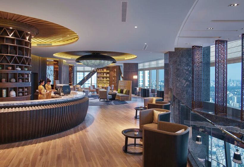 هتل Hilton Haikou
