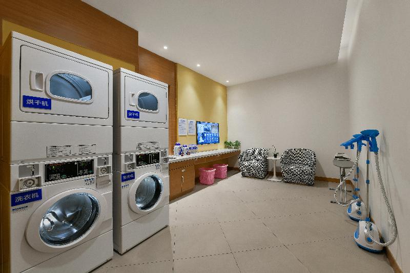 Fotos del hotel Holiday Inn Express Chengdu Huanhuaxi, An Ihg:  18