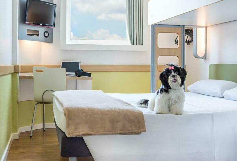 هتل Ibis Budget Tours Nord