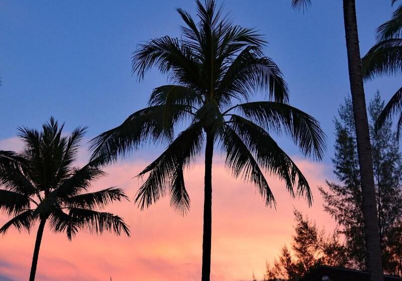 هتل Khaolak Blue Lagoon Resort  Sha Extra Plus
