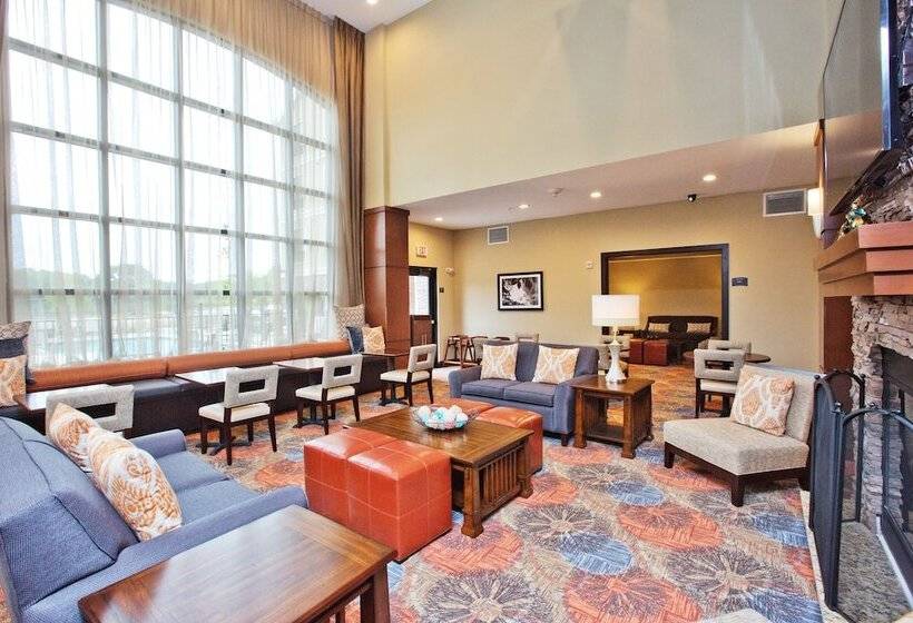 Отель Staybridge Suites Austin South Interstate Hwy 35, An Ihg