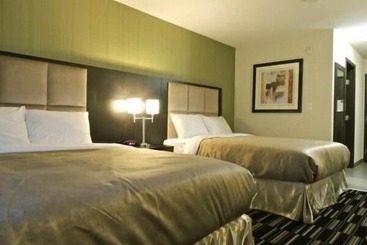 هتل Stoughton Western Star Inn & Suites