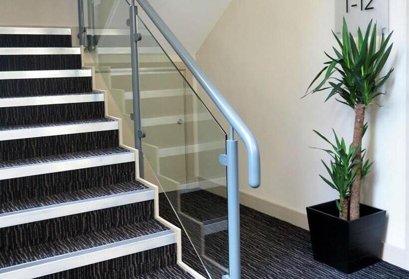 호텔 The White Hart