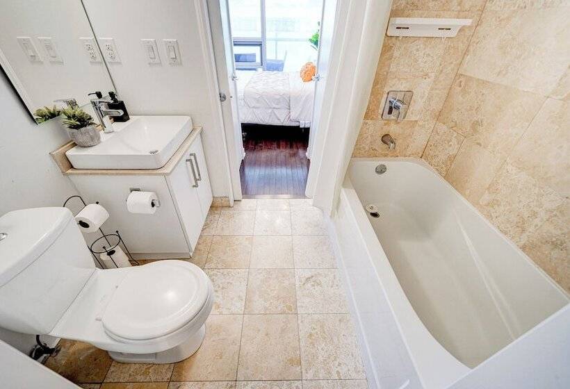 هتل Toronto Escape - Onyx Suite