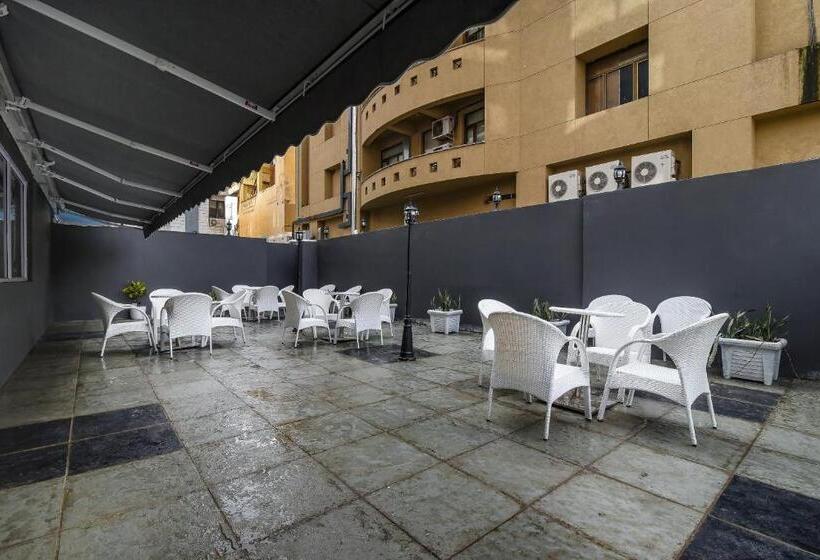 Fotos del hotel Oyo Premium C Scheme Ahinsa Circle:  13