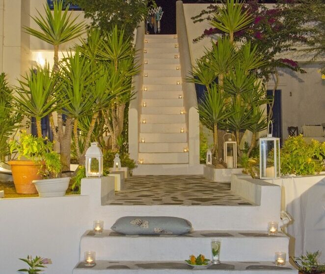 Mouras Studios