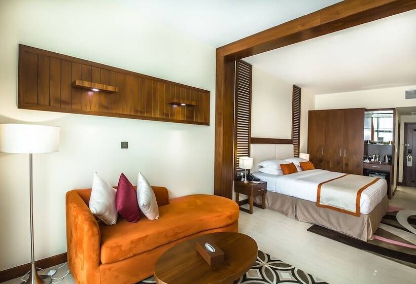 Western Hotel   Madinat Zayed