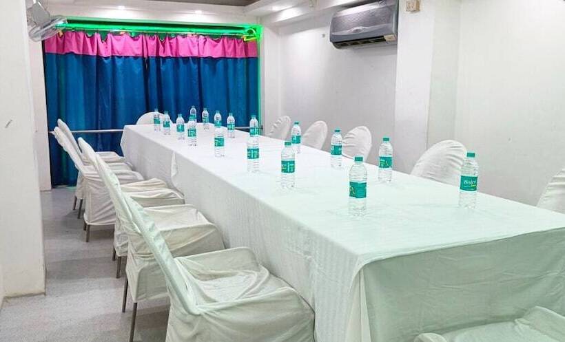 مبيت وإفطار Executive Inn