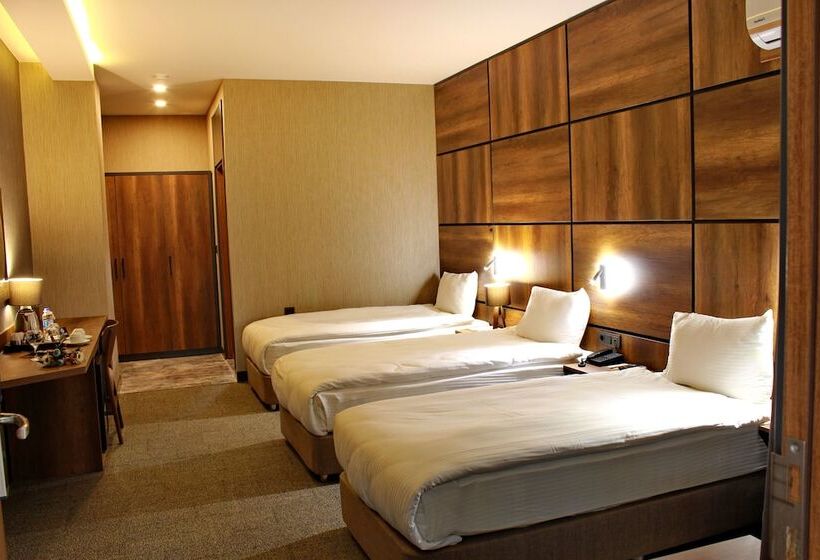 هاستل Mardiva Otel