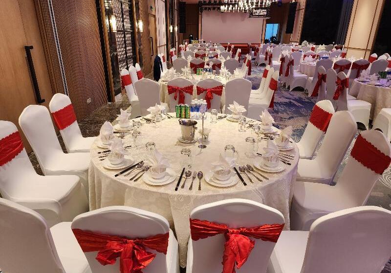 Grand Hyams Hotel   Quy Nhon Beach