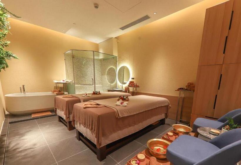 Grand Hyams Hotel   Quy Nhon Beach
