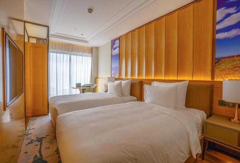 Grand Hyams Hotel   Quy Nhon Beach
