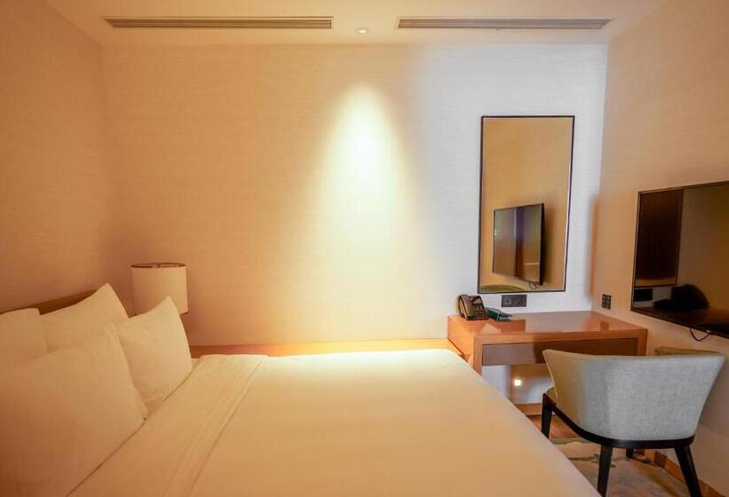 Grand Hyams Hotel   Quy Nhon Beach