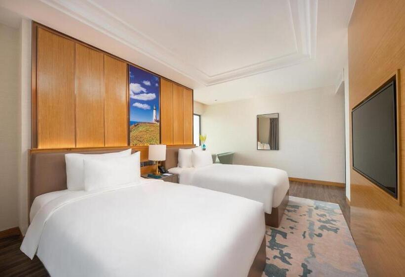 Grand Hyams Hotel   Quy Nhon Beach