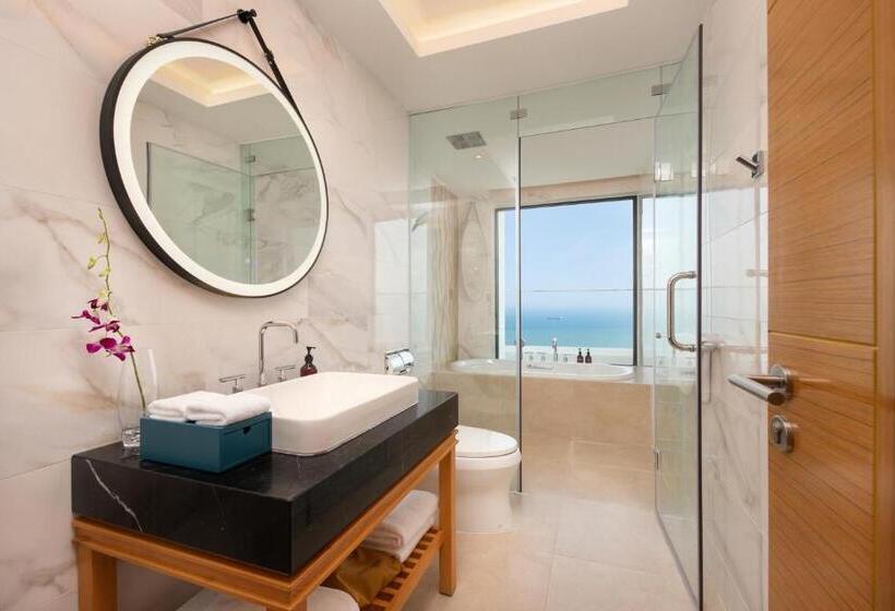Grand Hyams Hotel   Quy Nhon Beach