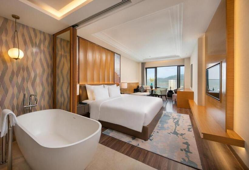 Grand Hyams Hotel   Quy Nhon Beach
