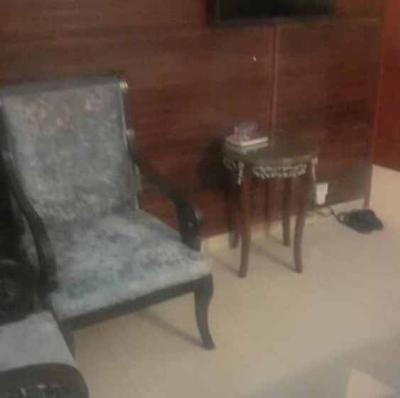 هتل Gulberg Lodges Cavalry Lahore