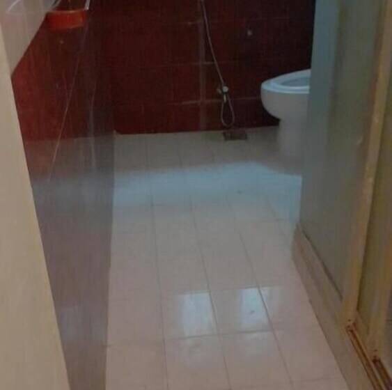 هتل Gulberg Lodges Cavalry Lahore
