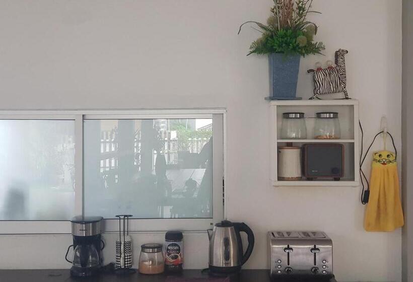 فندق صغير Chiangmai Inn Guesthouse