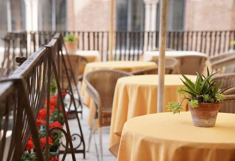 Fotos del hotel Aurora:  4