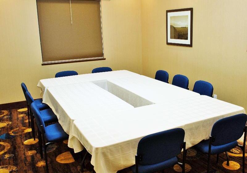 هتل Best Western Plus Moosomin