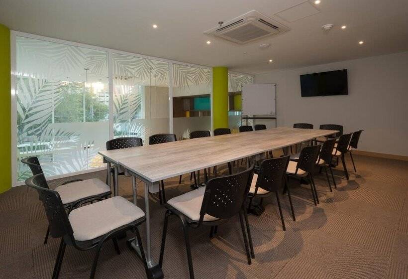 هتل Bh Barranquilla