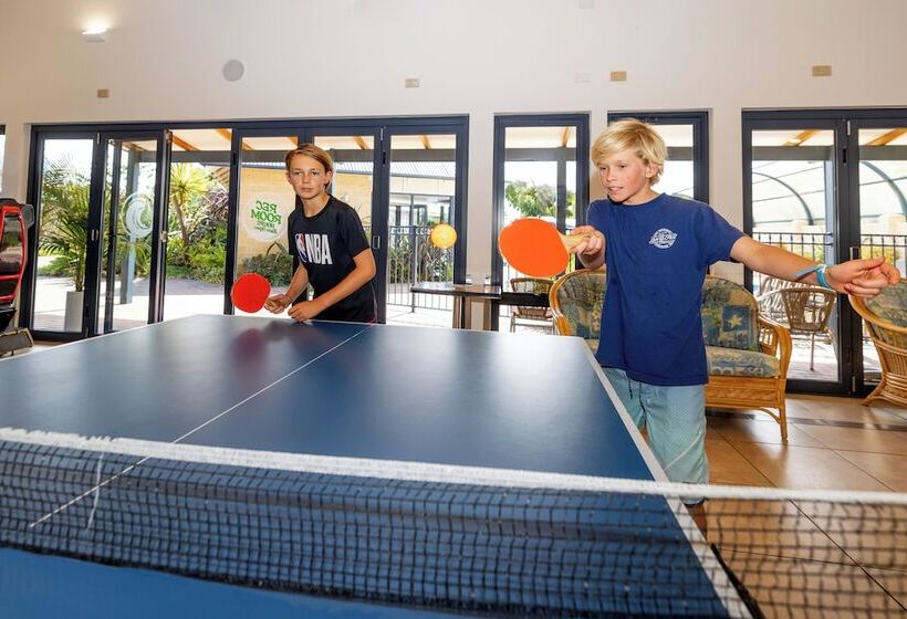 هتل Big4 Middleton Beach Holiday Park