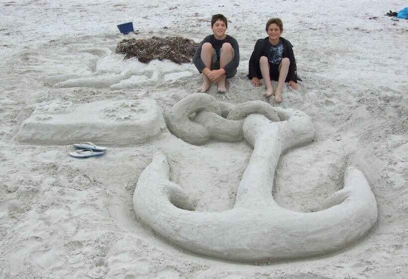 هتل Big4 Middleton Beach Holiday Park
