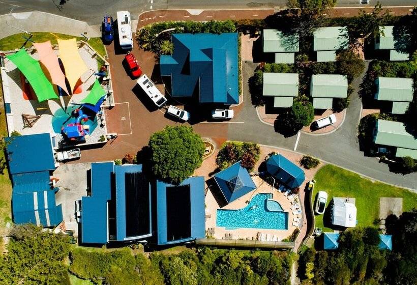 هتل Big4 Middleton Beach Holiday Park
