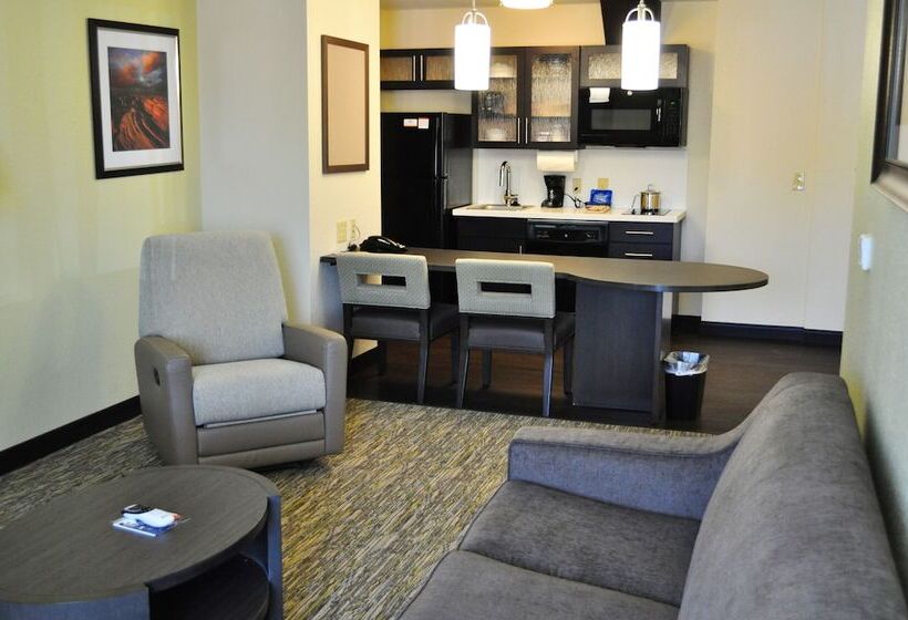 בית מלון כפרי Candlewood Suites Bay City, An Ihg