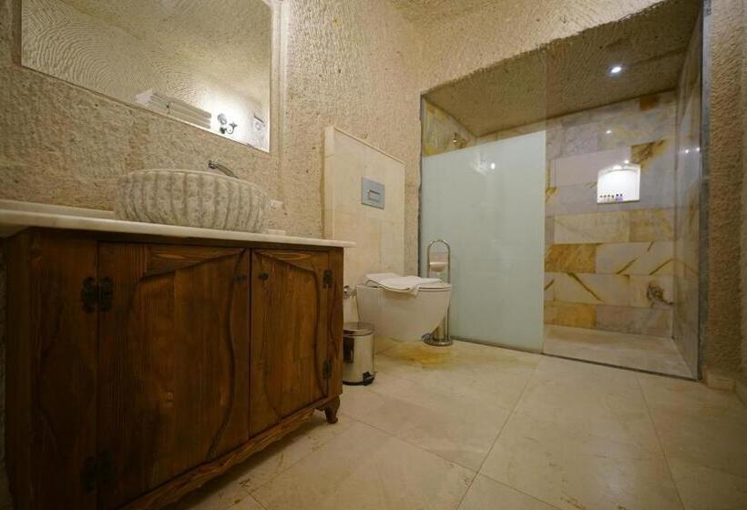 هتل Elite Cave Suites