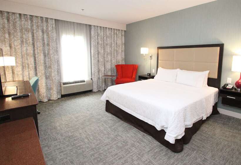 בית מלון כפרי Hampton Inn Suffolk
