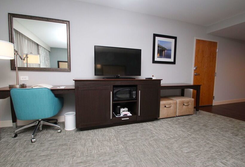 בית מלון כפרי Hampton Inn Suffolk