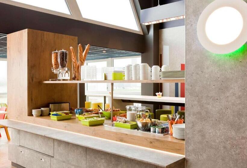 ホテル Ibis Budget Pontaultcombault Rn4 Marnelavallee