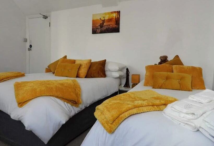 ホテル Kings Arms