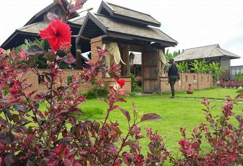 Отель Shambave Pai Resort