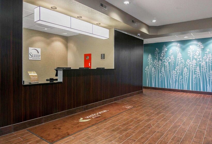 هتل Sleep Inn & Suites Fort Dodge
