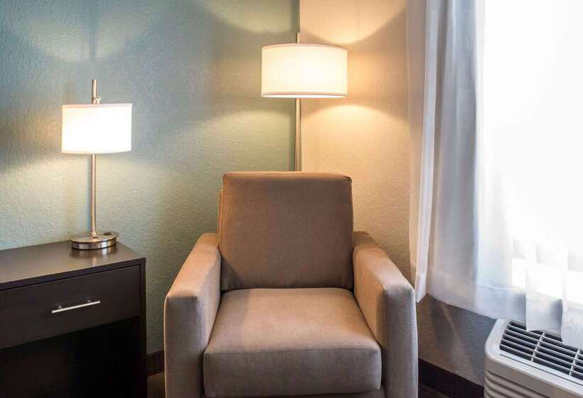 هتل Sleep Inn & Suites Fort Dodge