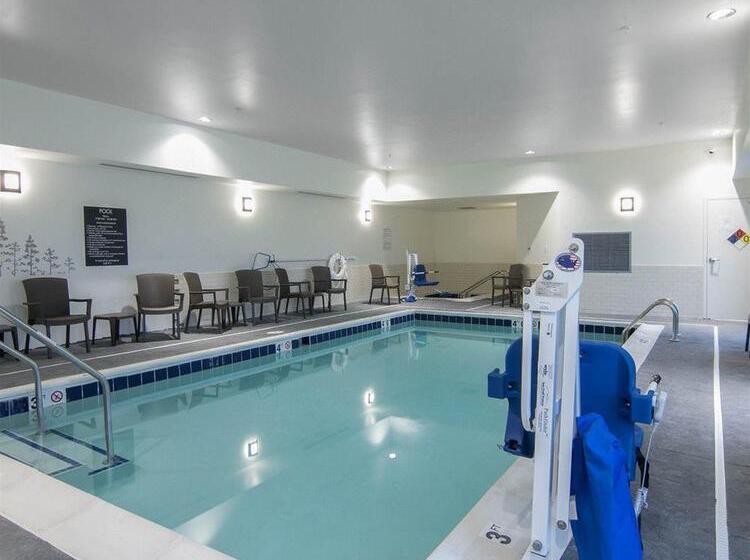 هتل Sleep Inn & Suites Fort Dodge