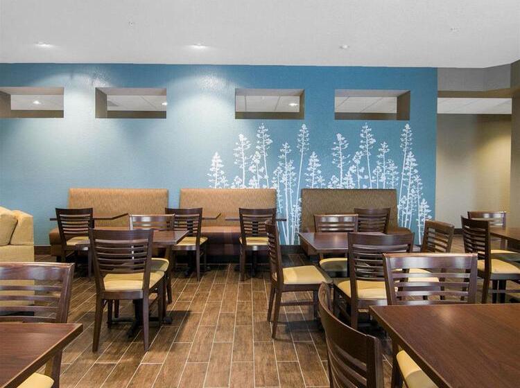 هتل Sleep Inn & Suites Fort Dodge